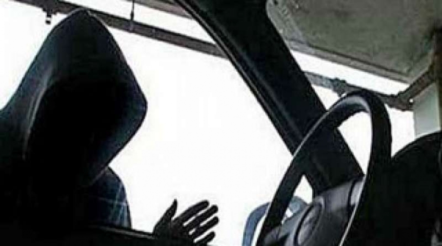 В Омской области молодой рецидивист посвятил девятое преступление угону авто у охранника #Криминал #Омск