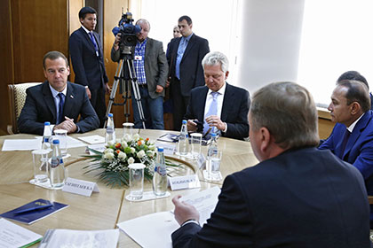 Армянский премьер предложил странам ЕАЭС перейти на расчеты в рублях