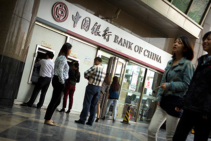 Китай посоветовал банкам ограничить продажу валюты