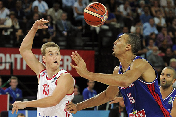 Почему российские баскетболисты провалили Евро и не попадут на Олимпиаду: Баскетбол: