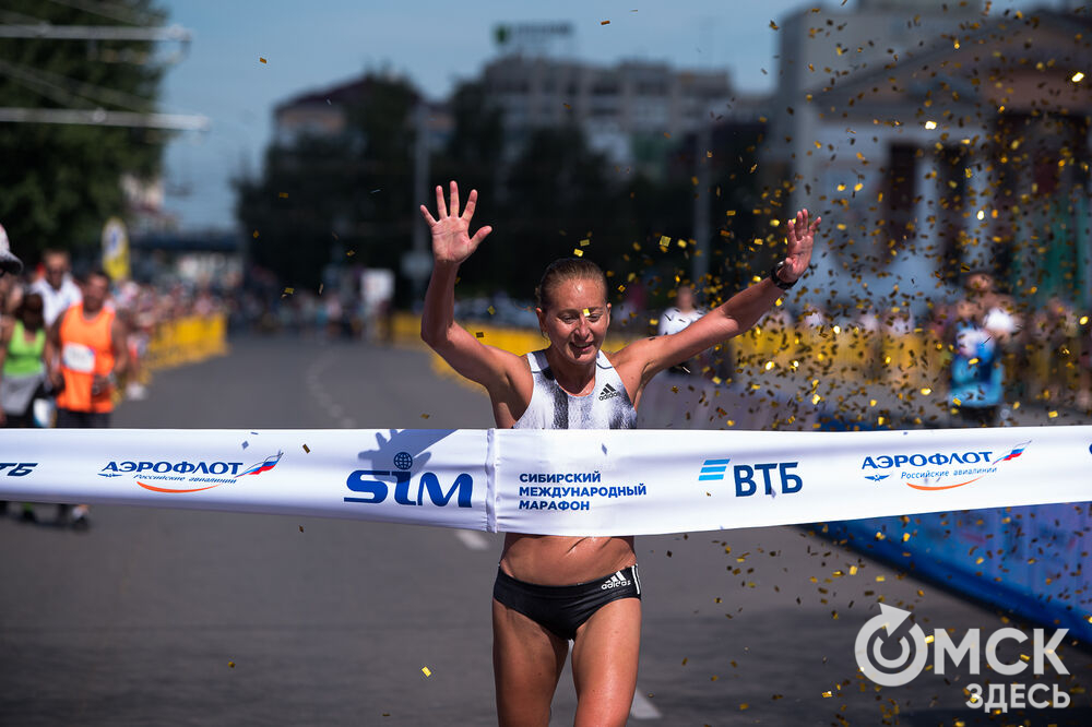 Омичка Марина Ковалева в четвёртый раз выиграла Сибирский международный марафон #Спорт #Новости