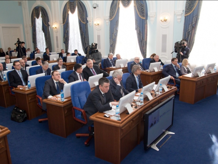 Депутаты омского Заксобрания приняли «самый сложный» за последние годы бюджет