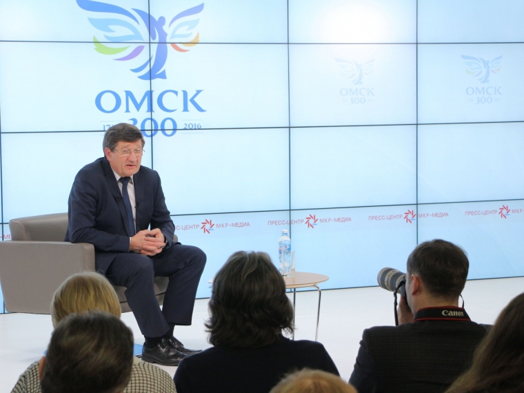 Двораковский предлагает бизнесу скинуться на юбилей Омска #Экономика #Омск