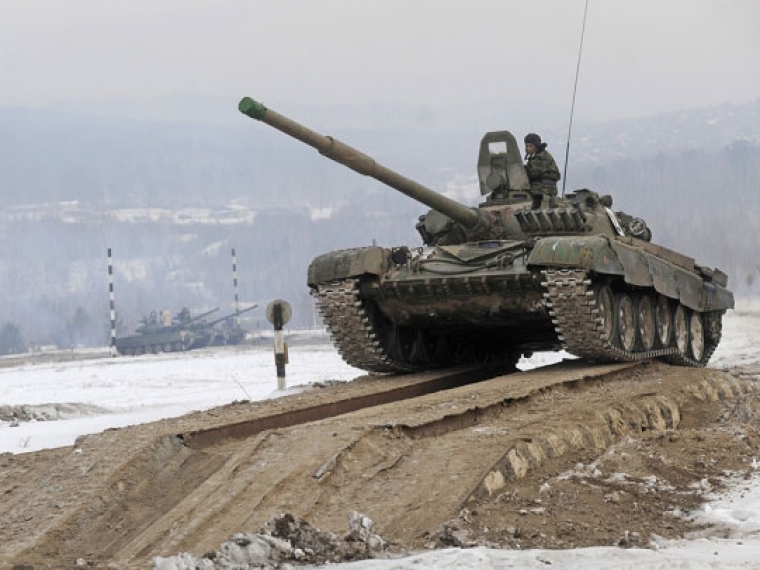 Танк Т-72Б в Сирии выдержал попадание американской управляемой ракеты #Экономика #Омск