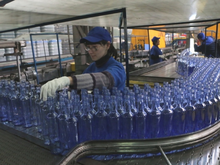 Омские стекольщики делают ставку на синьку #Экономика #Омск