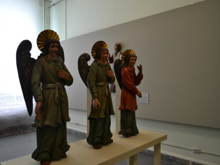 В омский музей привезли коллекцию «Пермских богов» #Культура #Омск