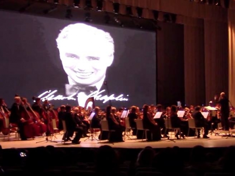 Оркестр Спивакова представит омичам музыку к фильму Чаплина #Культура #Омск
