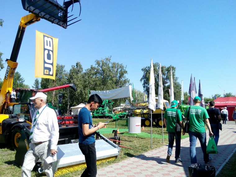 В Омске официально открылась главная сельскохозяйственная выставка региона #Экономика #Омск