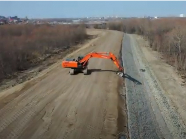 За строительством дороги-дублера в Омске наблюдают с воздуха #Экономика #Омск