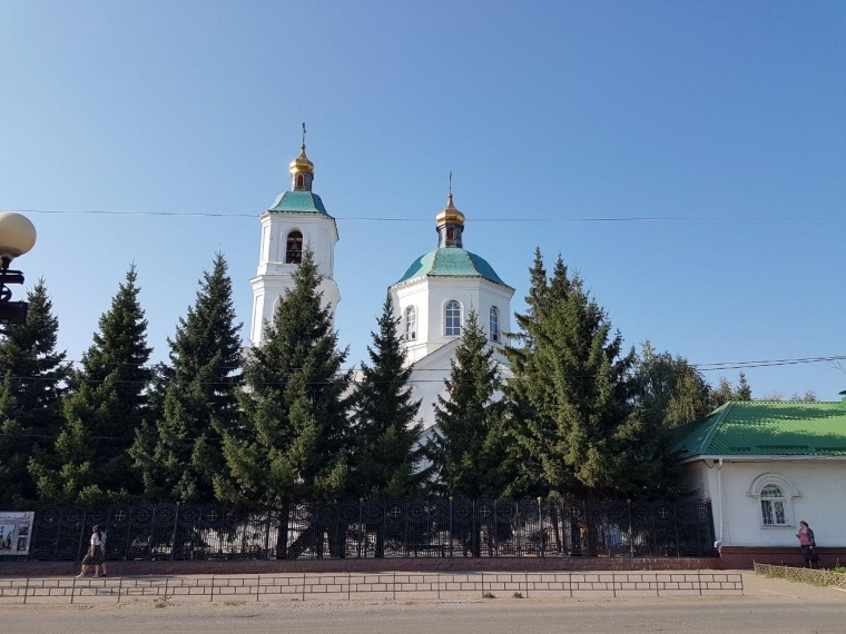 В Омске мэрия запретила строить высотку у собора на Тарской #Экономика #Омск