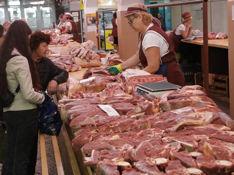 Омичи могут приобрести мясо к новогоднему столу на Левобережном рынке #Экономика #Омск