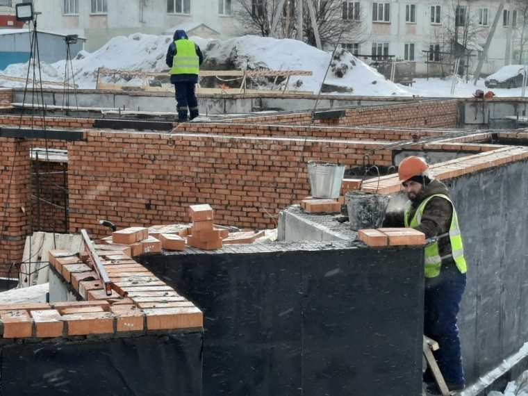 В Большеречье возобновили строительство детсада по нацпроекту #Экономика #Омск