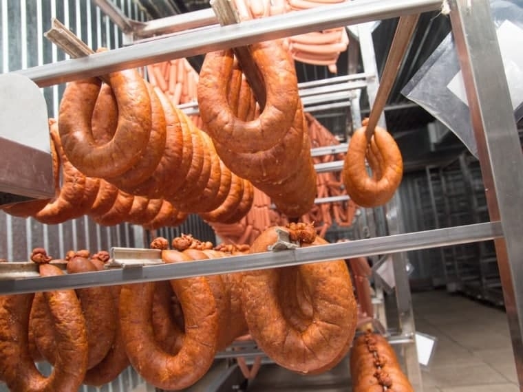 Черлакский мясокомбинат выкупил предприниматель из Омской области #Экономика #Омск