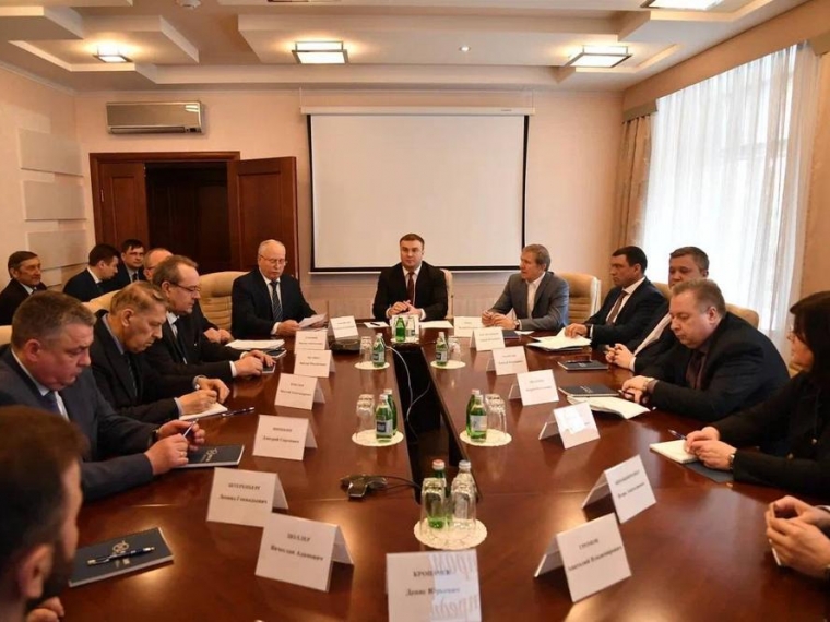 Промышленники обсудили с главой региона перспективы развития омской оборонки #Экономика #Омск