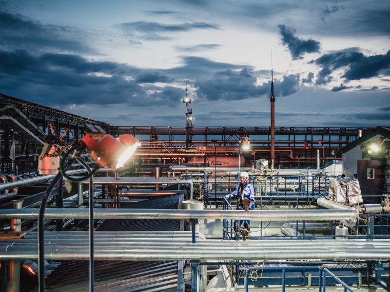 «Газпромнефть - СМ» обеспечит высокотехнологичными маслами оборудование нефтегазового месторождения в Оренбургской области #Экономика #Омск
