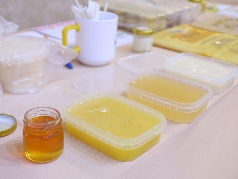 Пчеловод рассказал, как выбрать натуральный мед #Экономика #Омск