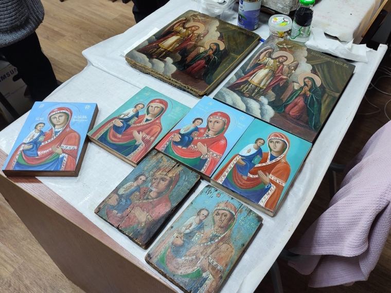 В Омской семинарии отреставрировали уникальные иконы из Новороссии #Культура #Омск