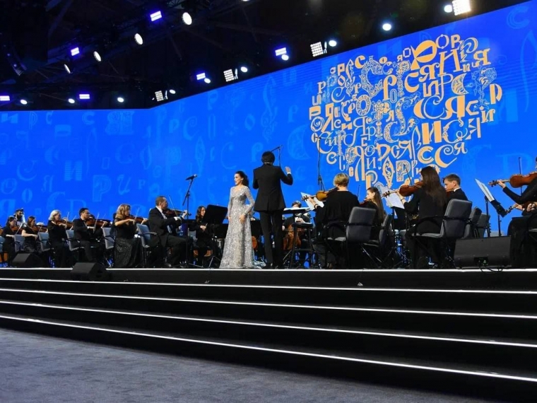 «Музыка нас связала»: Виталий Хоценко о совместном выступлении омского и иркутского оркестров #Культура #Омск