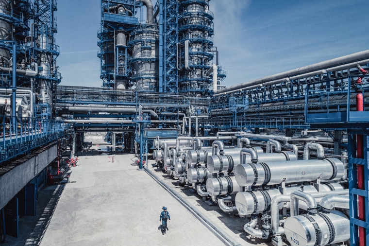 «Газпром нефть» за 9 месяцев 2018 года увеличила производство светлых нефтепродуктов #Экономика #Омск