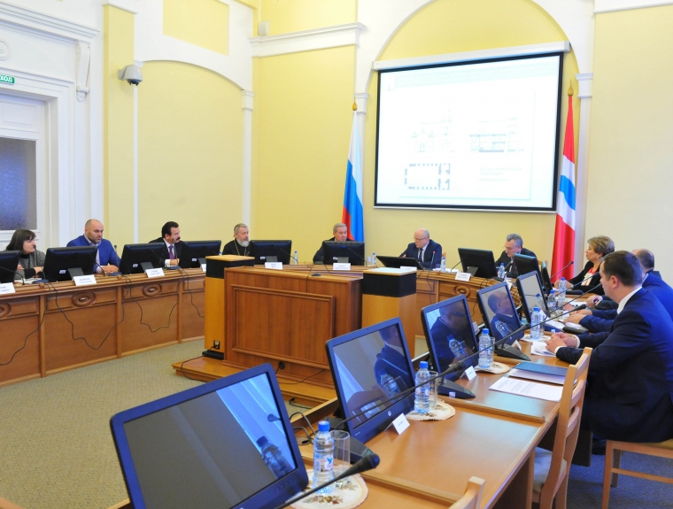 Виктор Назаров провёл первое заседание попечительского совета по восстановлению Воскресенского собора