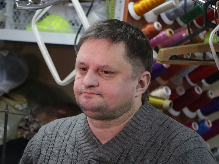 Калейдоскоп омских стартапов в «коронакризис»: чай, парикмахерская для глухонемых и курсы шитья #Экономика #Омск