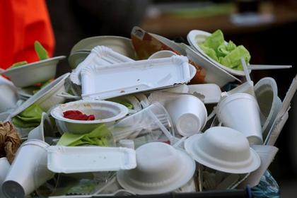 В Европе захотели запретить пластиковую посуду #Мир #Новости #Сегодня