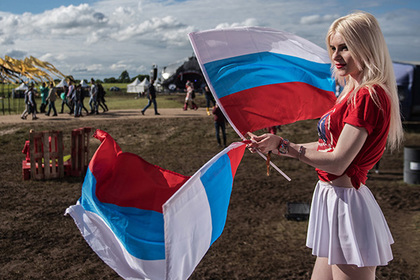 Половина россиян не запомнили название праздника 12 июня #Россия #Новости #Сегодня