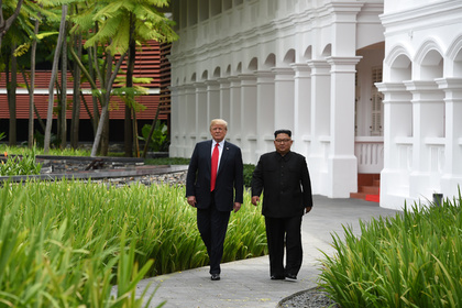 Трамп показал Ким Чен Ыну своего «Зверя» и пообещал подписать документ #Мир #Новости #Сегодня