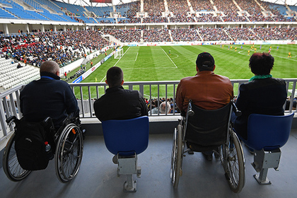Фанат из США подарил россиянину инвалидное кресло за 10 тысяч долларов #Россия #Новости #Сегодня