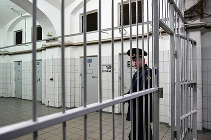 Россиянину присудили 15 тысяч евро за отсутствие лечения в тюрьме #Россия #Новости #Сегодня