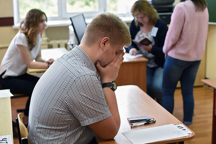 Ухудшение качества знаний у школьников заметило подавляющее число россиян #Россия #Новости #Сегодня