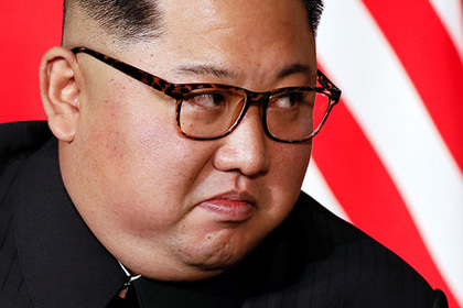 Трамп подарил Ким Чен Ыну диск Элтона Джона с песней «Человек-ракета» #Мир #Новости #Сегодня