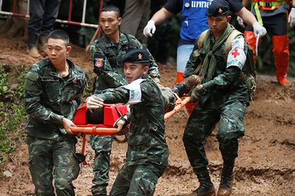 Родителям запретили обнимать спасенных из пещеры в Таиланде детей #Мир #Новости #Сегодня