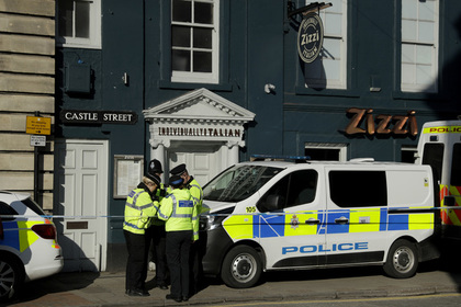 Полиция Солсбери сообщила о пострадавшем в ресторане из «дела Скрипаля» #Мир #Новости #Сегодня