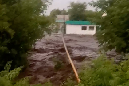 Семья россиян утонула в собственном доме из-за сильного ливня #Россия #Новости #Сегодня