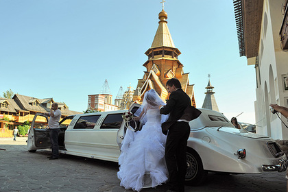 Россиянам разрешили выбирать день свадьбы #Россия #Новости #Сегодня