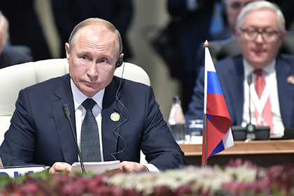 Журналисты пожаловались на бардак на саммите с участием Путина #Мир #Новости #Сегодня