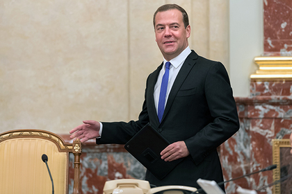 Бизнес увидел в Медведеве последнюю надежду #Финансы #Новости #Сегодня