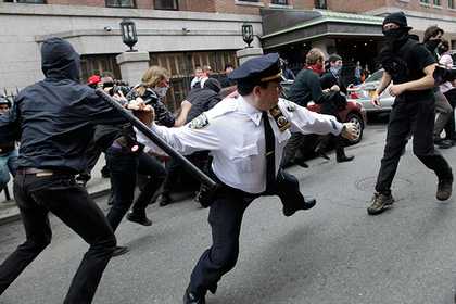 Американских полицейских уличили в тайном расизме #Мир #Новости #Сегодня