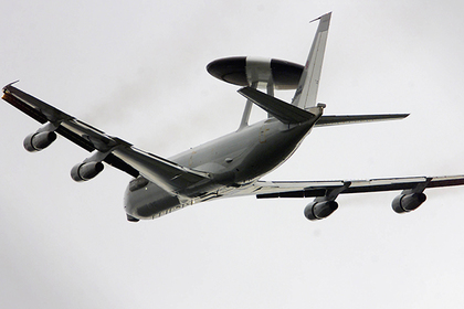 Самолет-разведчик НАТО без спроса полетал у российских границ #Мир #Новости #Сегодня