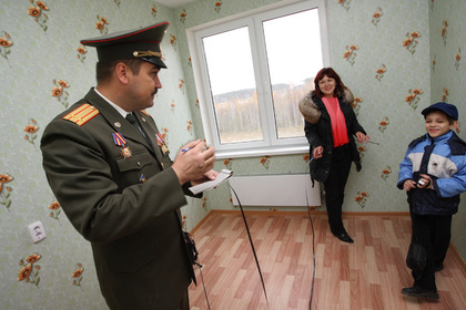 Жен военных предложили оставить без квартиры при разводе #Россия #Новости #Сегодня