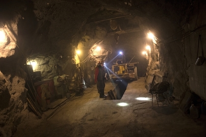 На уральской золотодобывающей шахте погибли два рабочих #Россия #Новости #Сегодня