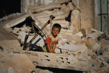 Спасение ненастоящих жертв химатаки в Сирии попало на видео #Мир #Новости #Сегодня
