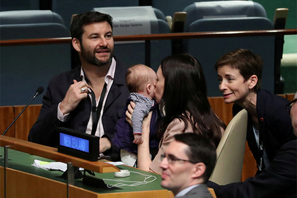 На заседании в Генассамблее ООН впервые побывал младенец #Мир #Новости #Сегодня