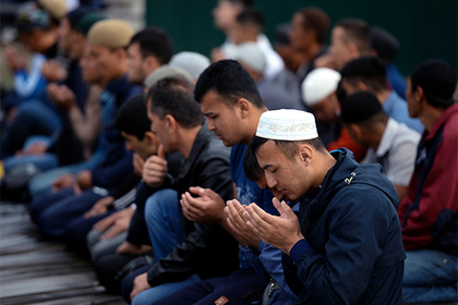 На Северном Кавказе обеспокоились из-за числа обращенных в ислам #Россия #Новости #Сегодня