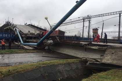 В Приамурье мост рухнул на поезд #Россия #Новости #Сегодня