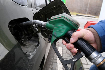 Цены на бензин попросили повысить на пять рублей #Финансы #Новости #Сегодня