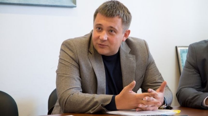 Глава «Омскэлектро» Жуковский выбыл из комиссии свердловского Заксобрания из-за прогулов #Омск #Политика #Сегодня
