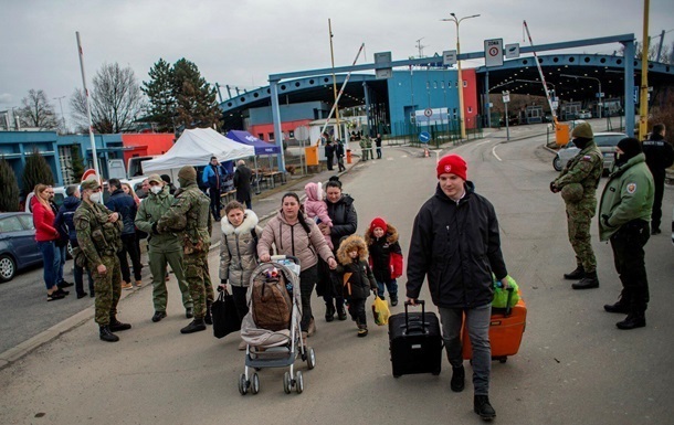 ЕС выделил 17 млрд евро для помощи беженцам из Украины