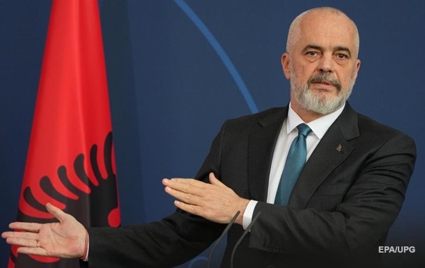 Албания предложила военно-морскую базу для НАТО